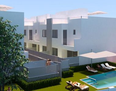 Foto contactar de Casa adosada en venta en Sant Antoni de Portmany de 3 habitaciones con terraza y piscina