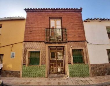 Foto 1 de Casa adosada en calle Calvario en Torre de Juan Abad