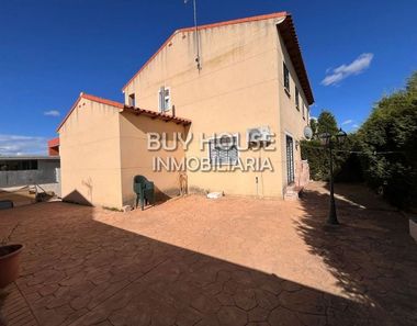 Foto 1 de Casa a Villaluenga de la Sagra