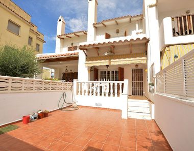 Foto 1 de Casa adossada a El Castell de Cubelles, Cubelles