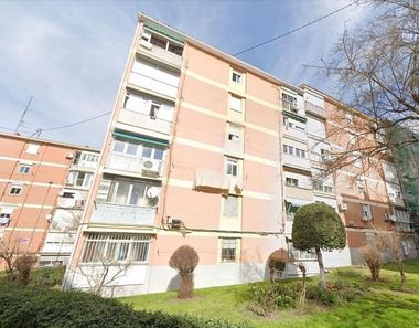 Foto contactar de Piso en venta en calle De Carracedo de 3 habitaciones con terraza
