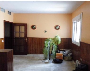 Foto contactar de Piso en venta en Adra de 3 habitaciones con garaje