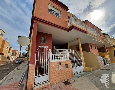 Foto 1 de Casa adosada en La Cañada-Costacabana-Loma Cabrera-El Alquián, Almería