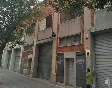 Foto 2 de Local a Egara, Terrassa