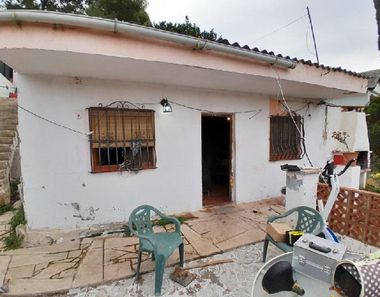 Foto contactar de Casa en venda a Castellnou - Can Mir - Sant Muç de 1 habitació amb jardí