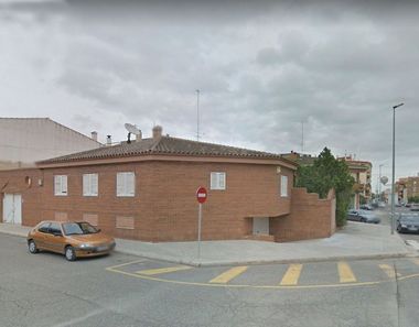 Foto 2 de Edificio en calle Sebastià Juan Arbó en Amposta