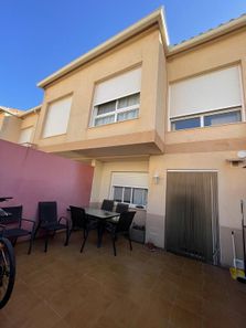 Foto 1 de Casa adosada en Villar del Arzobispo