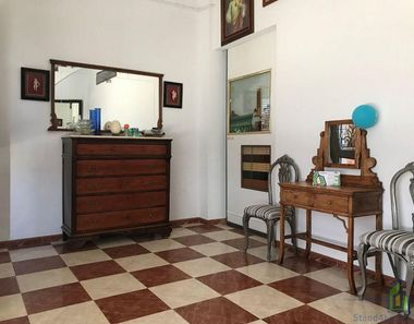 Foto 2 de Casa adossada a Pilas