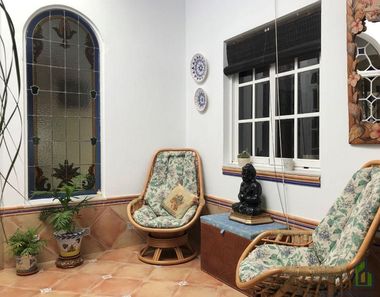 Foto 1 de Casa adossada a Pilas
