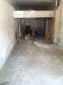 Foto contactar de Garatge en venda a Centre - Salt de 35 m²