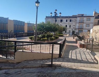 Foto 2 de Piso en plaza Santiago en Ctra. Circunvalación - La Magdalena, Jaén