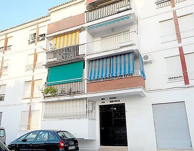 Foto 1 de Piso en avenida Villa de Madrid Edificio El Clavel, Zona Hispanidad-Vivar Téllez, Vélez-Málaga