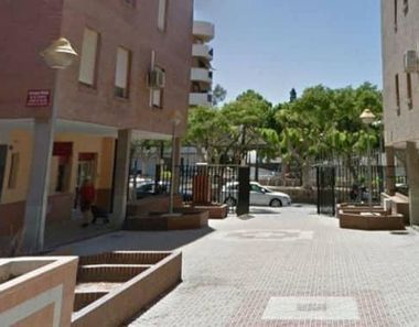 Foto 2 de Local en Barrio Alto - San Félix - Oliveros - Altamira, Almería