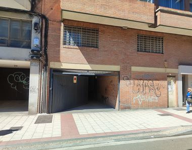 Foto 2 de Garaje en calle De Ladrillo en Campo Grande - Arco Ladrillo, Valladolid