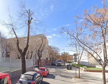 Foto contactar de Pis en venda a Espronceda - Campoamor - Santa Pau de 3 habitacions amb terrassa i ascensor