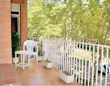 Foto 2 de Piso en venta en La Dreta de l'Eixample de 3 habitaciones con terraza y balcón