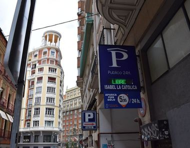 Foto 1 de Garaje en calle De Isabel la Católica, Palacio, Madrid