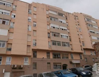Foto contactar de Pis en venda a Ceuta de 3 habitacions amb jardí i ascensor