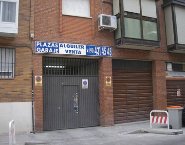 Foto 1 de Garaje en calle De Ferroviarios, Almendrales, Madrid