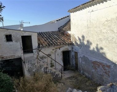 Foto 2 de Casa en calle Luque en Iznájar