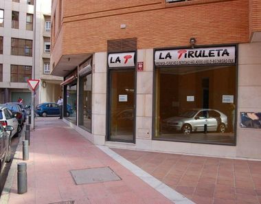 Foto 2 de Local en calle Jardín de Medina, Nueva Andalucía, Almería