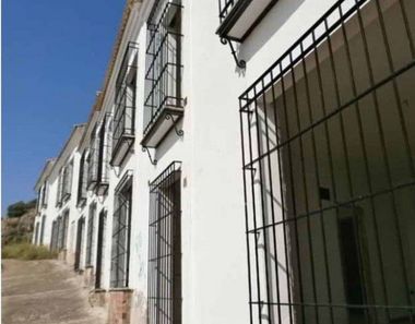 Foto contactar de Edificio en venta en Almodóvar del Río con piscina