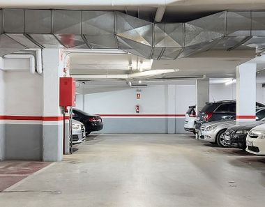 Foto contactar de Garatge en lloguer a Centre - Badalona de 24 m²
