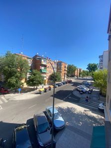 Foto 1 de Piso en Ambroz, Madrid