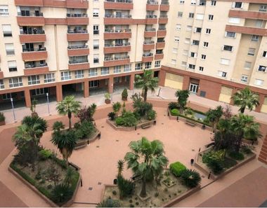 Foto contactar de Pis en lloguer a Reconquista-San José Artesano-El Rosario de 3 habitacions amb garatge i balcó