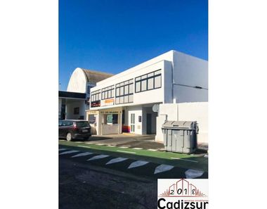 Foto contactar de Alquiler de local en Cortadura - Zona Franca  de 100 m²