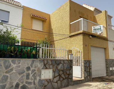 Foto 1 de Casa adosada en avenida Del Guadalquivir en La Gangosa, Vícar