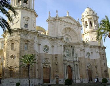 Foto 1 de Edifici a Ayuntamiento - Catedral, Cádiz