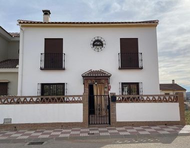 Foto 2 de Casa en calle Sierra del Jobo en Colmenar