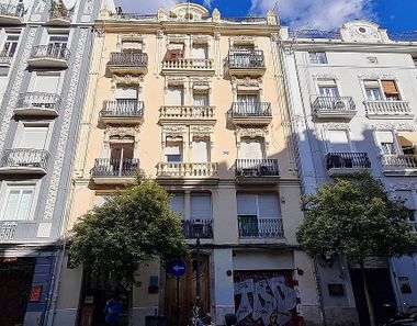 Foto 1 de Piso en calle De Sueca, Russafa, Valencia