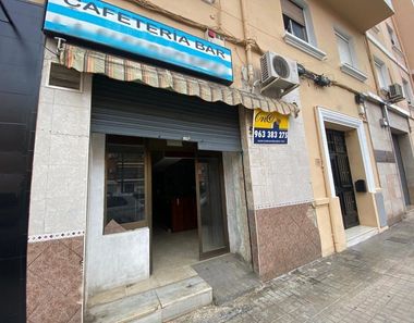 Foto 2 de Local en calle De Joaquim Ballester, Les Tendetes, Valencia
