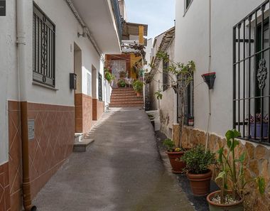 Venta de 95 casas baratas en Pinos Genil - yaencontre