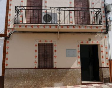 Foto 2 de Casa en calle Jazmín en Cantillana