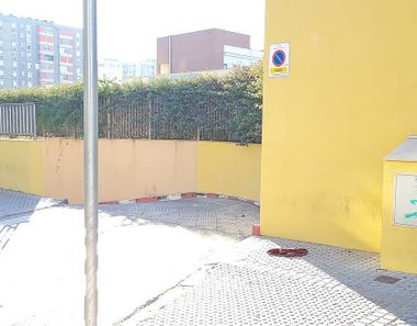 Foto 2 de Garaje en avenida Eduardo Dato, La Buhaira, Sevilla