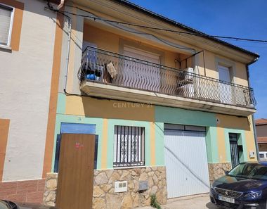 Foto 2 de Casa en calle Del Faro en Riolobos