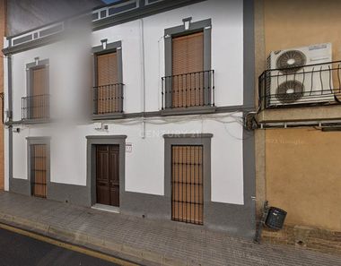 Foto 1 de Casa en calle Oviedo, Centro, Mérida