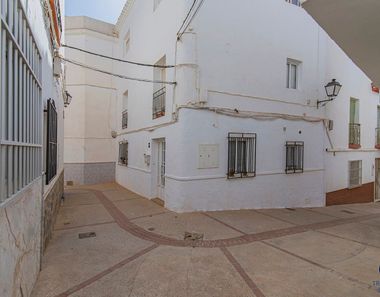 Foto 2 de Casa adosada en calle Peñuelas en Itrabo