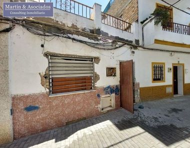 Foto 2 de Casa en calle Guitarra, La Plata, Sevilla