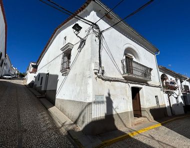 Foto 1 de Casa adossada a calle Virgen de la Fuente a Fuenteheridos