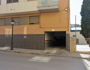 Foto 1 de Garaje en calle Fundación Ciudad de Requena en Requena