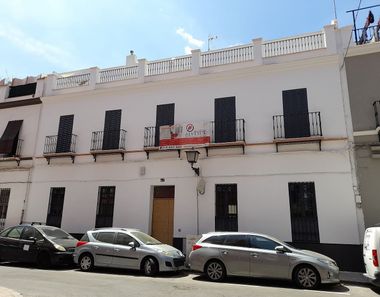 Foto 1 de Edificio en calle Bécquer, San Gil, Sevilla