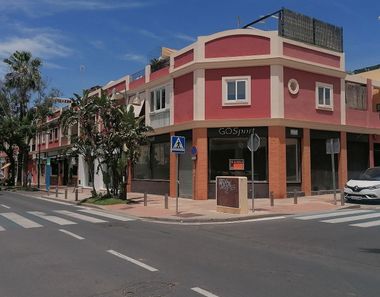 Foto 2 de Local en avenida Santa Lucía en Nueva Alcalá, Alcalá de Guadaira