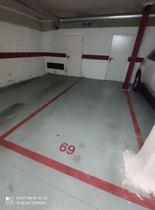 Foto contactar de Alquiler de garaje en Nervión de 11 m²