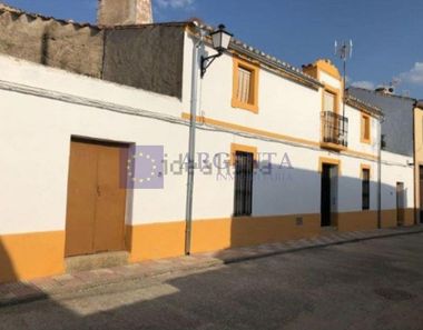 Foto contactar de Casa en venda a Aldea del Cano de 7 habitacions amb piscina