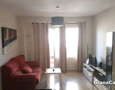 Foto contactar de Venta de piso en calle Cartuja Granada de 4 habitaciones con garaje y ascensor