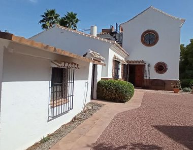 Foto 2 de Casa rural en calle Huertas Viejas Alta en Coín